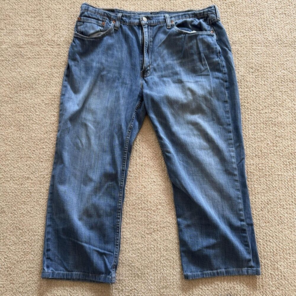 Levis Jeans Mens 38x24 Blue Medium Wash Relaxed Straight Zip Fly Denim 5 Pocket